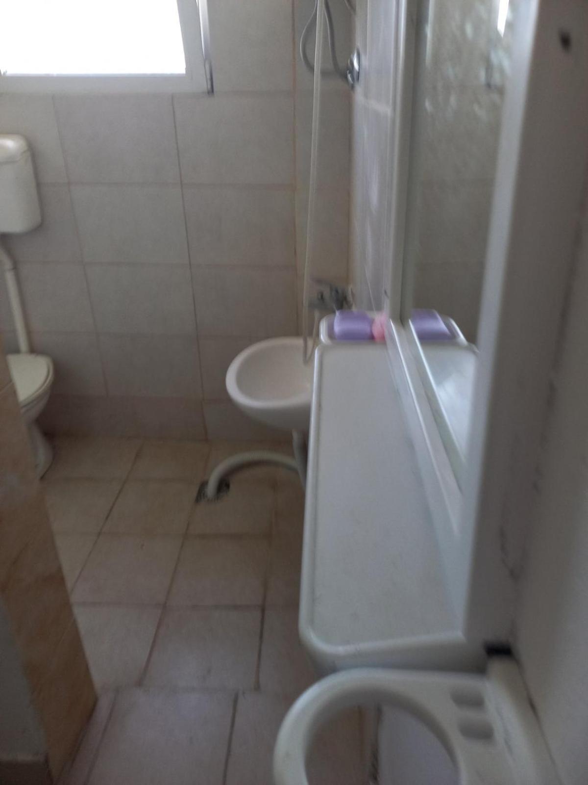 Traveler'S Rest - Near Podgorica Airport Hostel Mitrovici  Εξωτερικό φωτογραφία